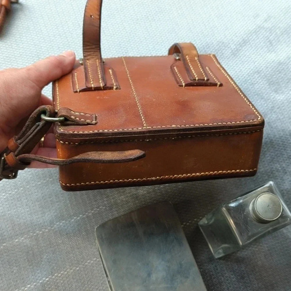 Vintage Sandwich case and  Saddle Canteen 1950's - Picture 4 of 11